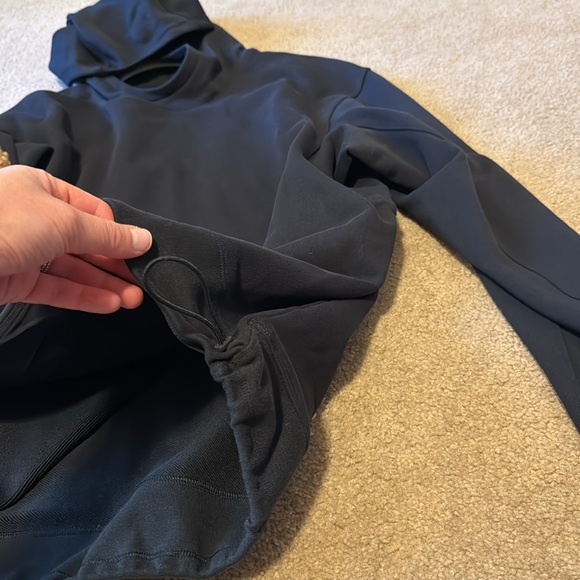 Like new Lululemon French terry hoodie L - Picture 3 of 6
